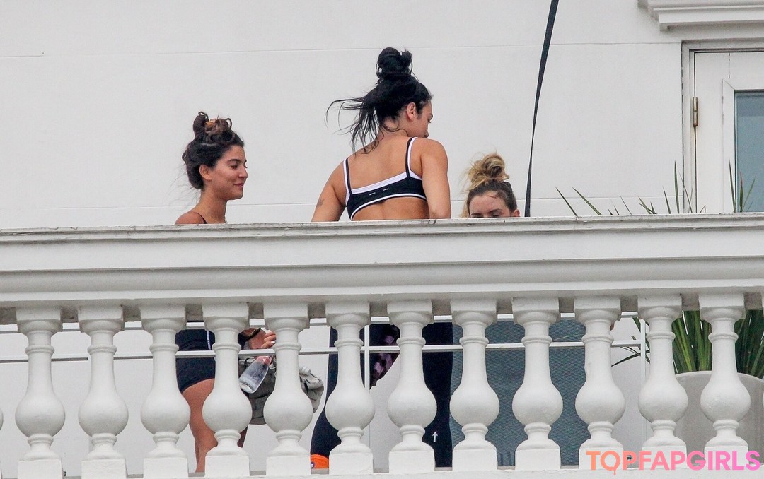 Foto desnuda filtrada de OnlyFans de Dua Lipa #1347