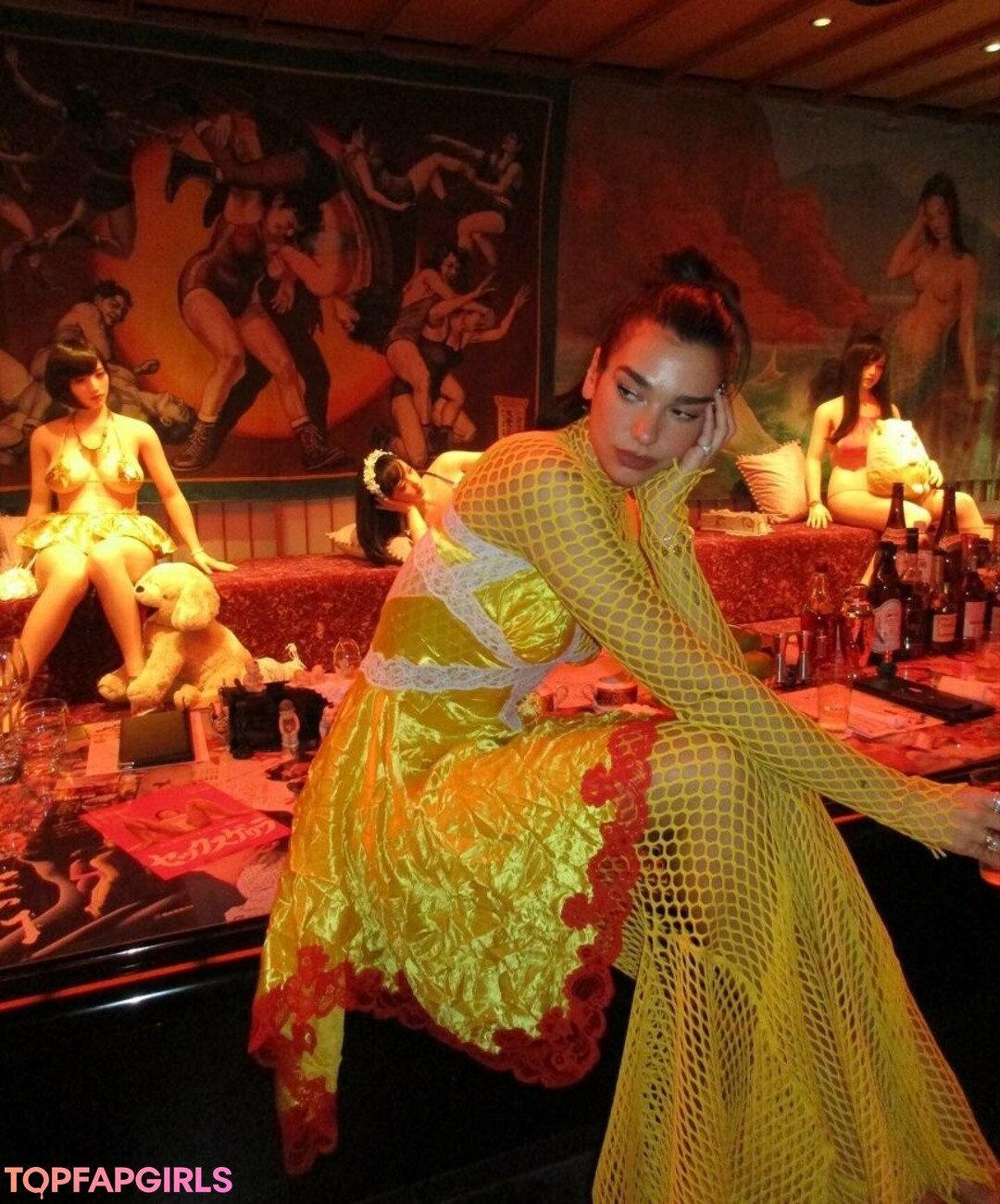 Foto desnuda filtrada de OnlyFans de Dua Lipa #1460