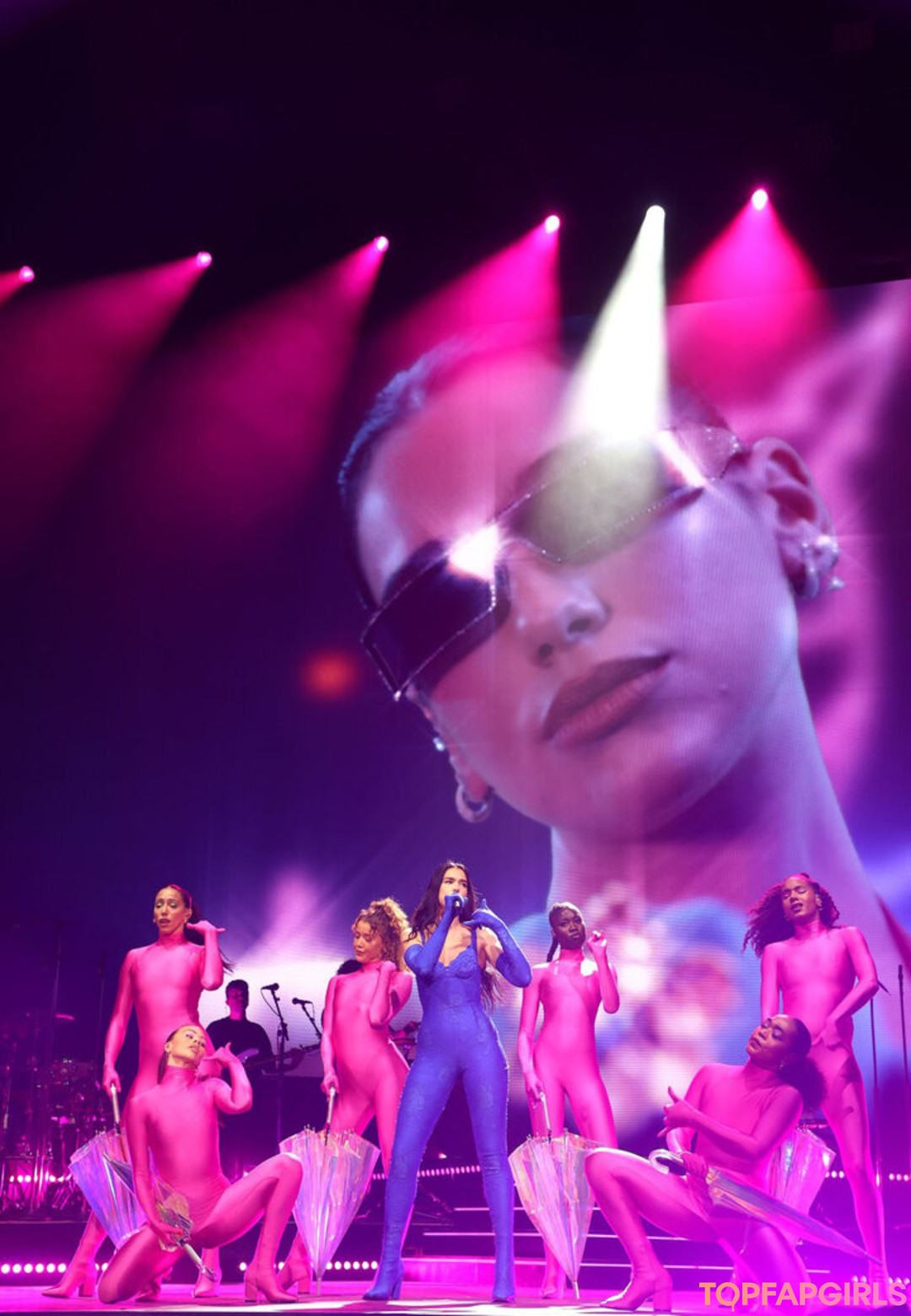 Foto desnuda filtrada de OnlyFans de Dua Lipa #1494