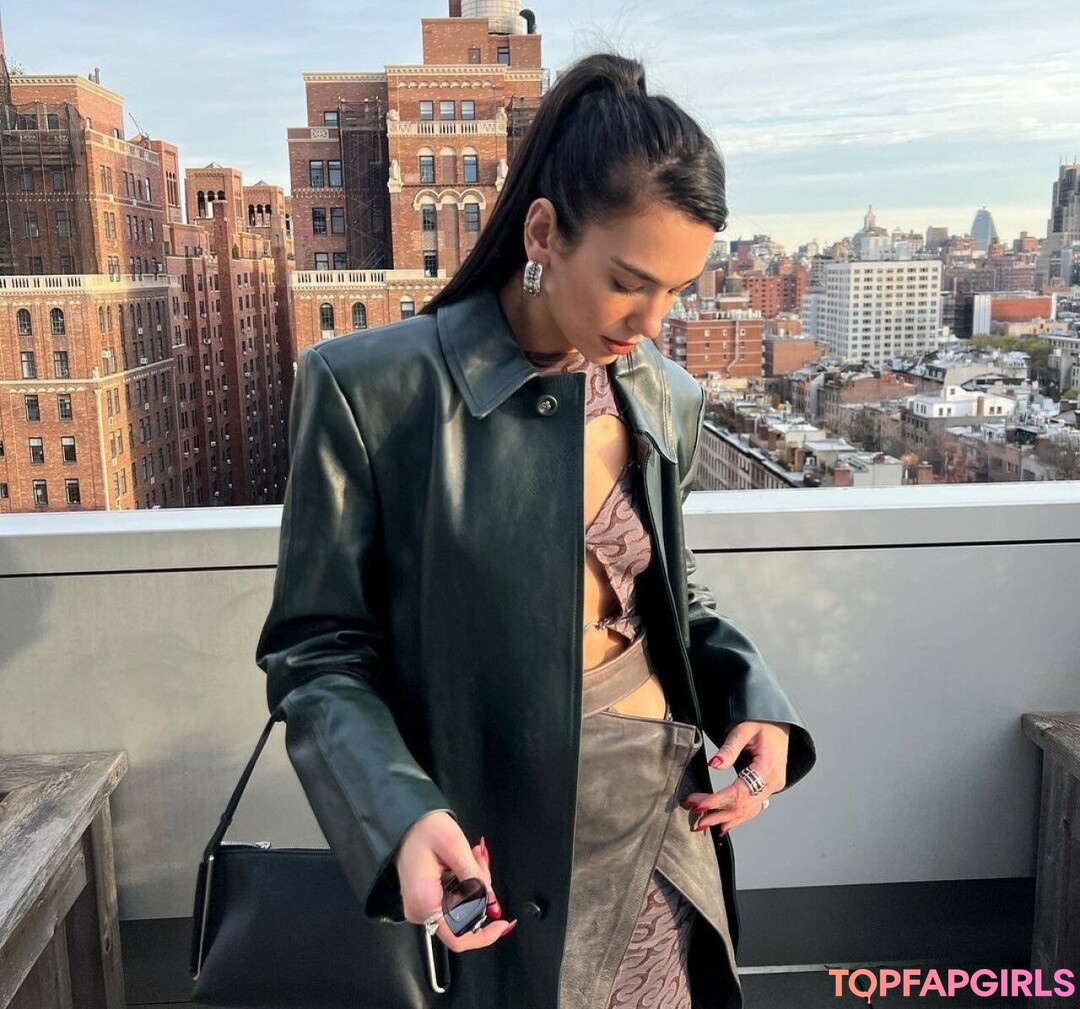 Foto desnuda filtrada de OnlyFans de Dua Lipa #1656