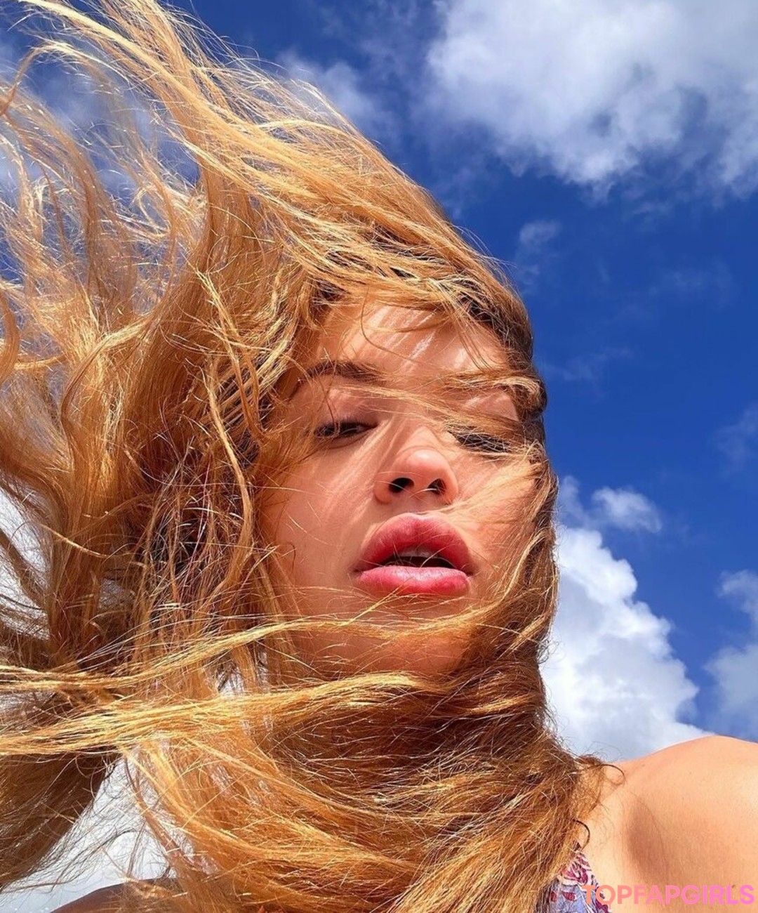 Foto desnuda filtrada de OnlyFans de Rita Ora #1120