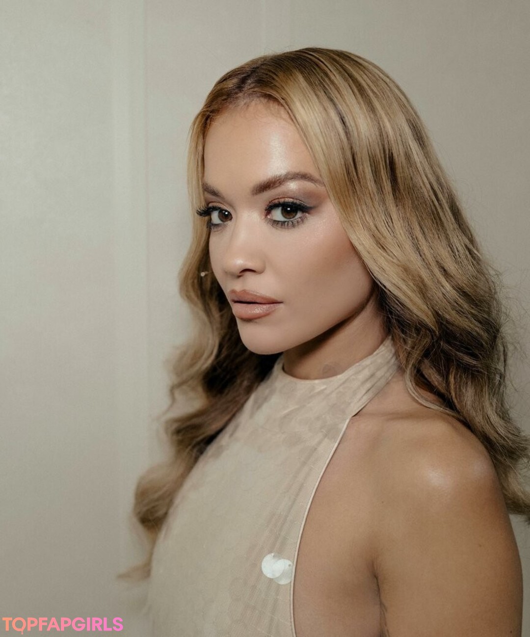 Foto desnuda filtrada de OnlyFans de Rita Ora #1228