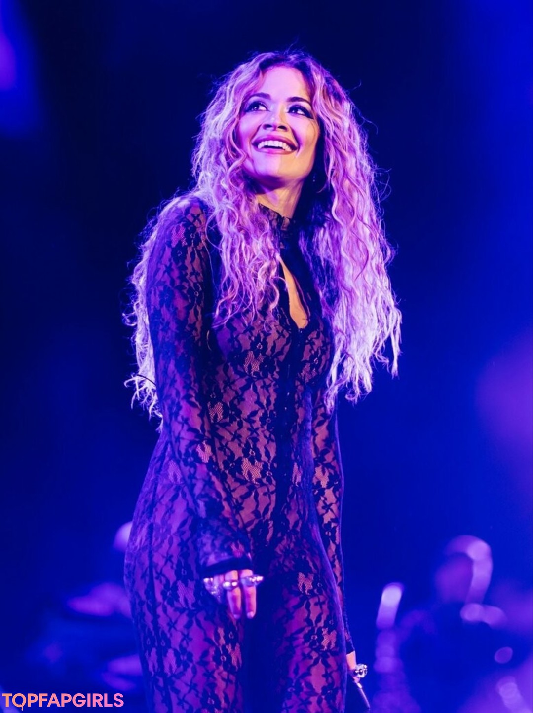 Foto desnuda filtrada de OnlyFans de Rita Ora #1814