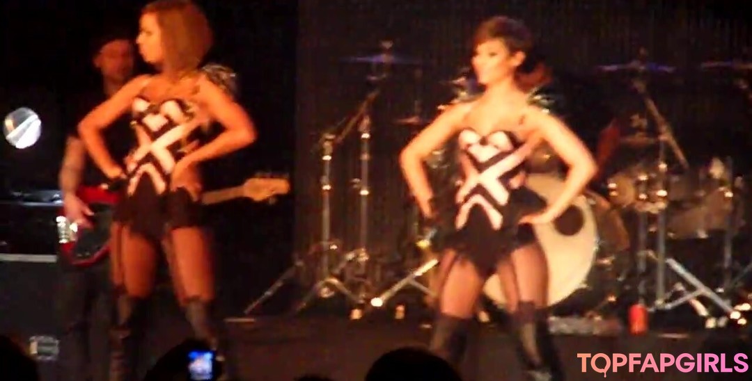 Foto desnuda filtrada de OnlyFans de Frankie Bridge #1089