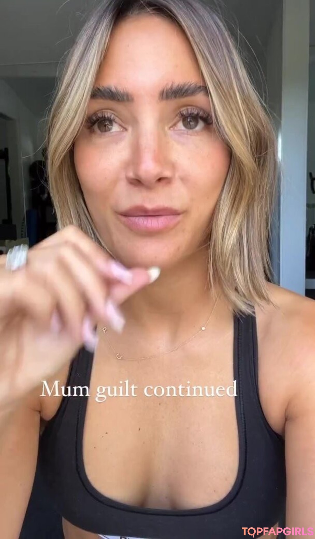 Foto desnuda filtrada de OnlyFans de Frankie Bridge #1105