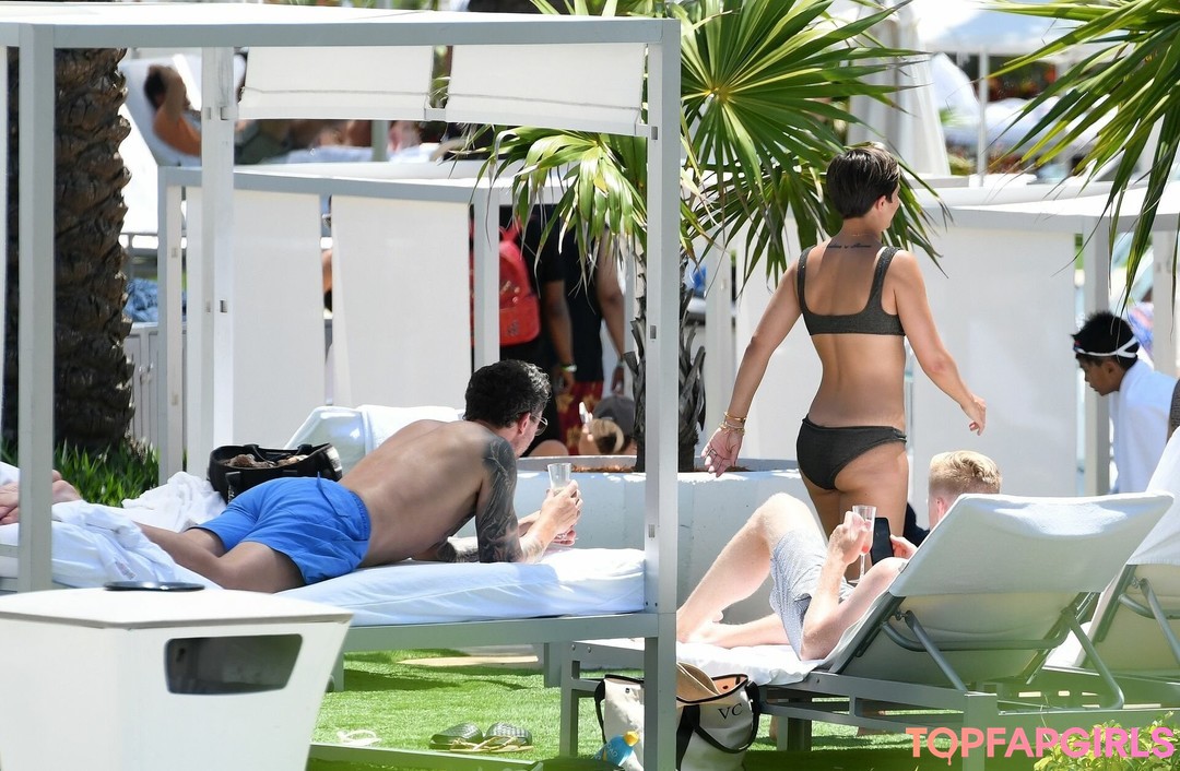 Foto desnuda filtrada de OnlyFans de Frankie Bridge #1345