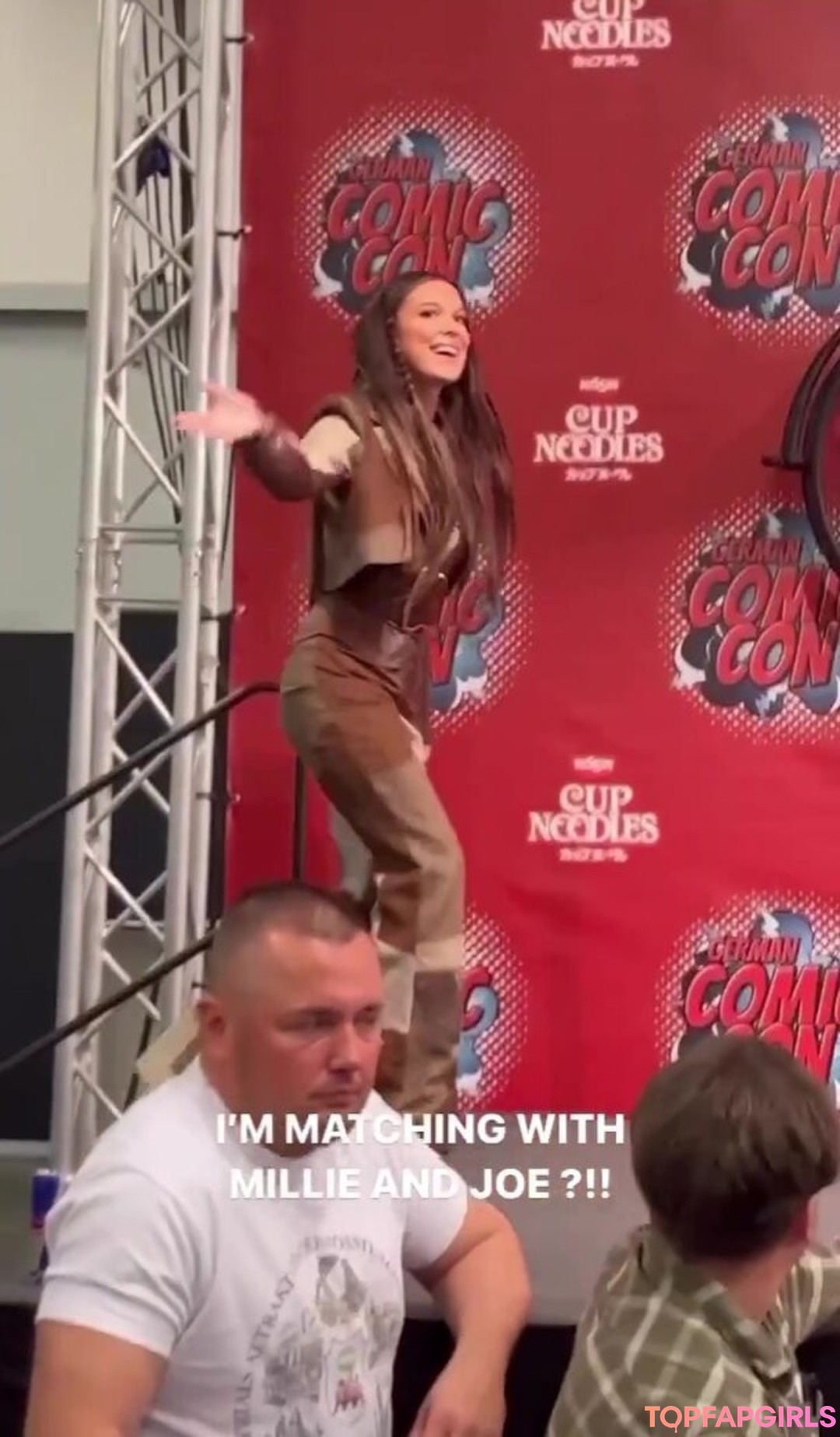 Foto desnuda filtrada de OnlyFans de Millie Bobby Brown #1065