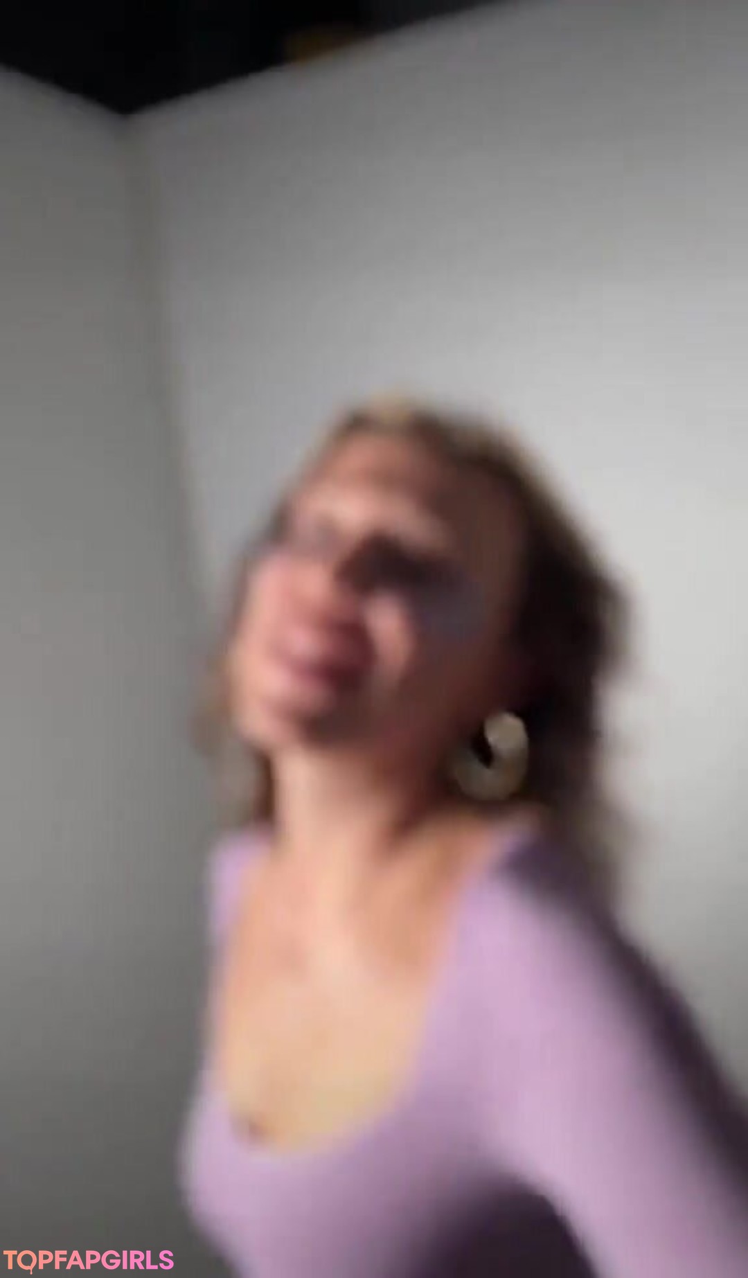 Foto desnuda filtrada de OnlyFans de Millie Bobby Brown #1345