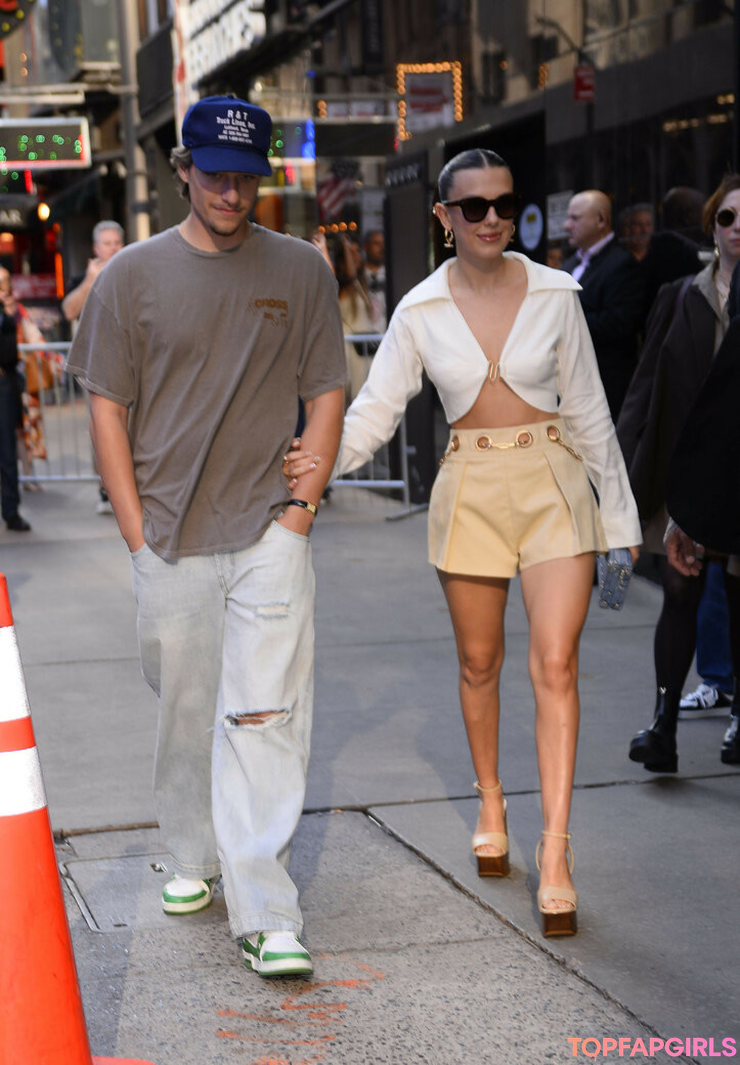 Foto desnuda filtrada de OnlyFans de Millie Bobby Brown #1405