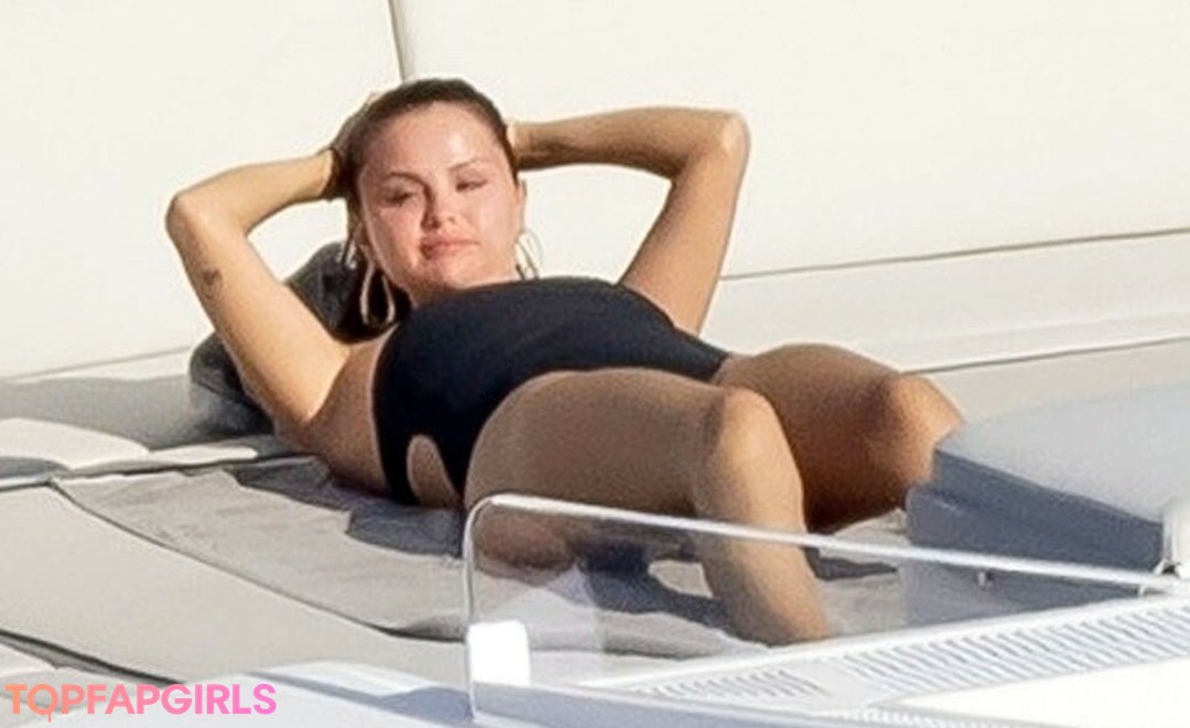 Foto desnuda filtrada de OnlyFans de Selena Gomez #1162