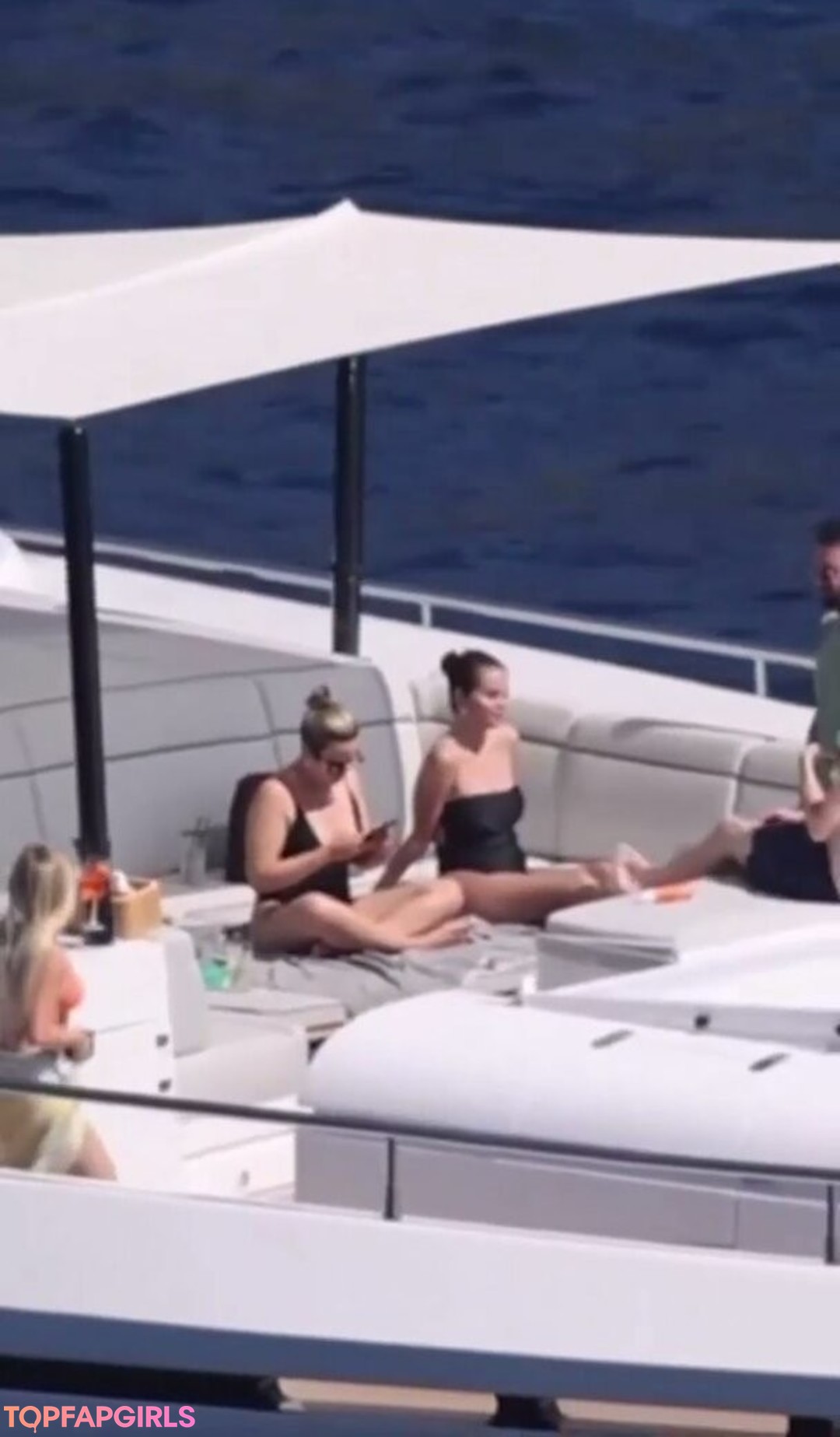 Foto desnuda filtrada de OnlyFans de Selena Gomez #1213