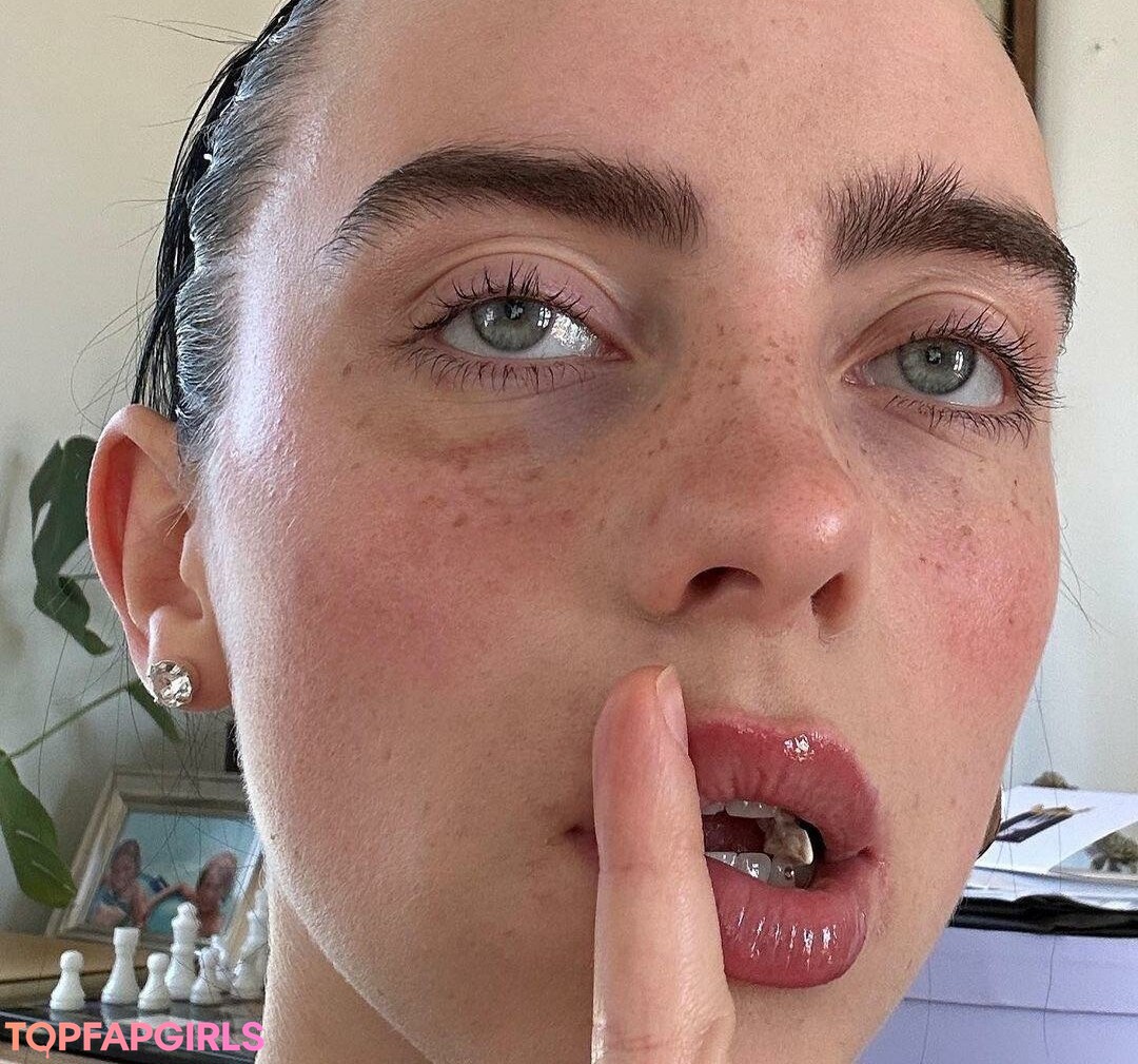 Foto desnuda filtrada de OnlyFans de Billie Eilish #1215