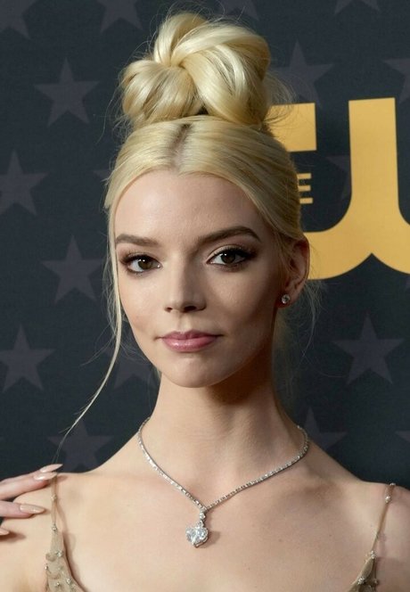 Anya Taylor-Joy