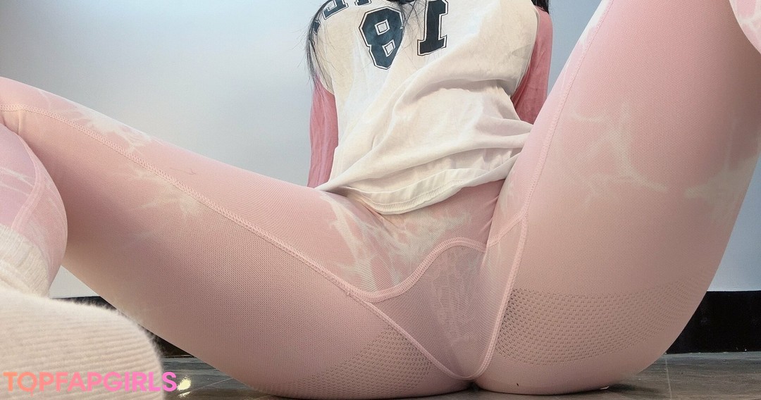 Foto desnuda filtrada de OnlyFans de Qiaoniutt #1304