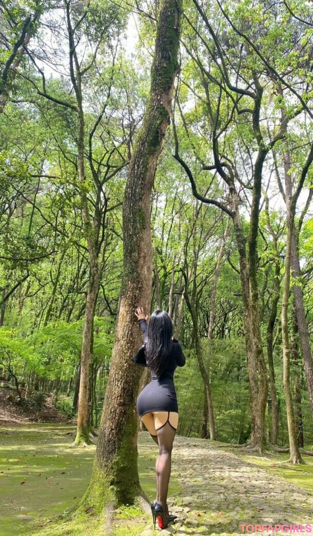Foto desnuda filtrada de OnlyFans de Qiaoniutt #1387