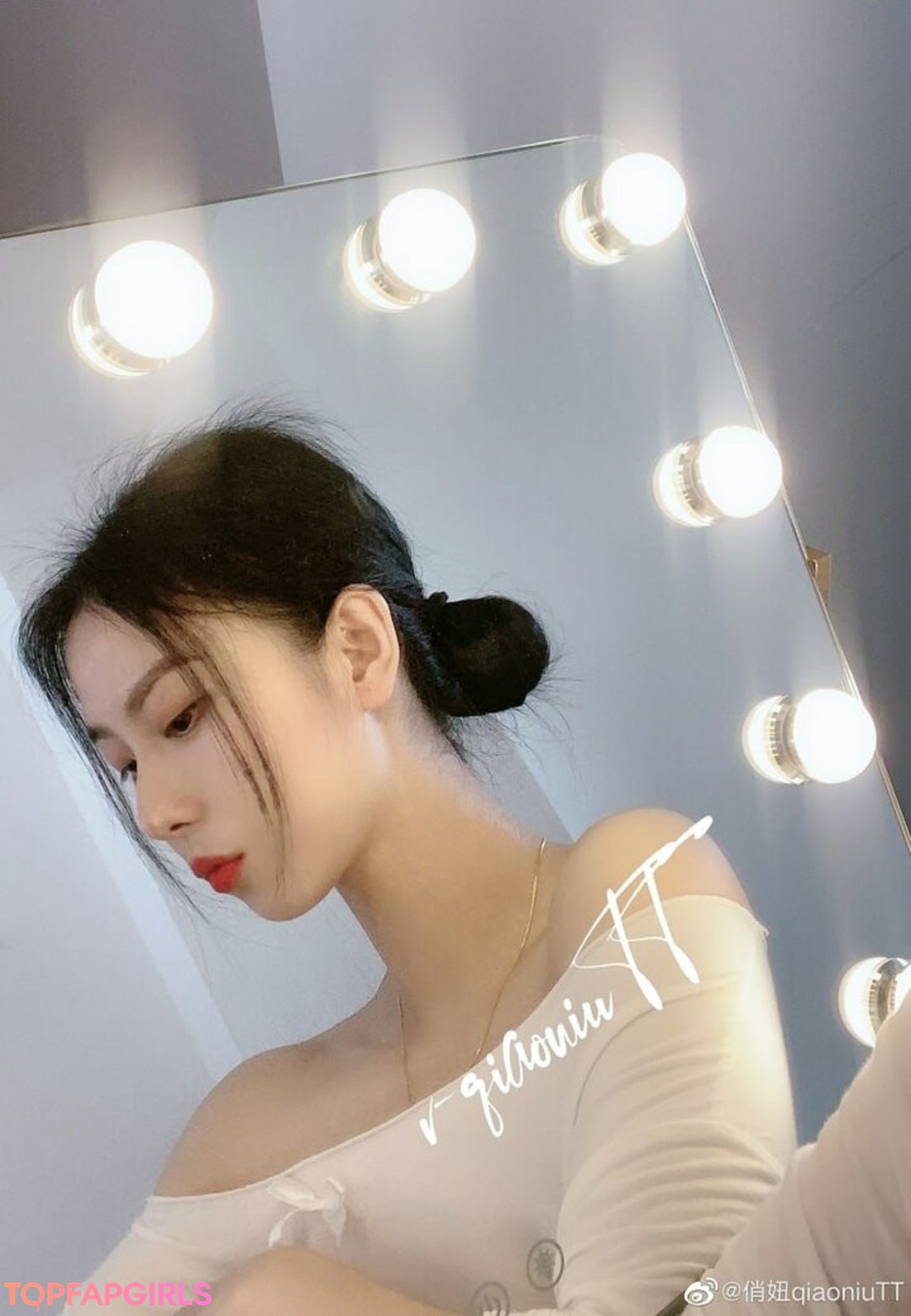 Foto desnuda filtrada de OnlyFans de Qiaoniutt #1439