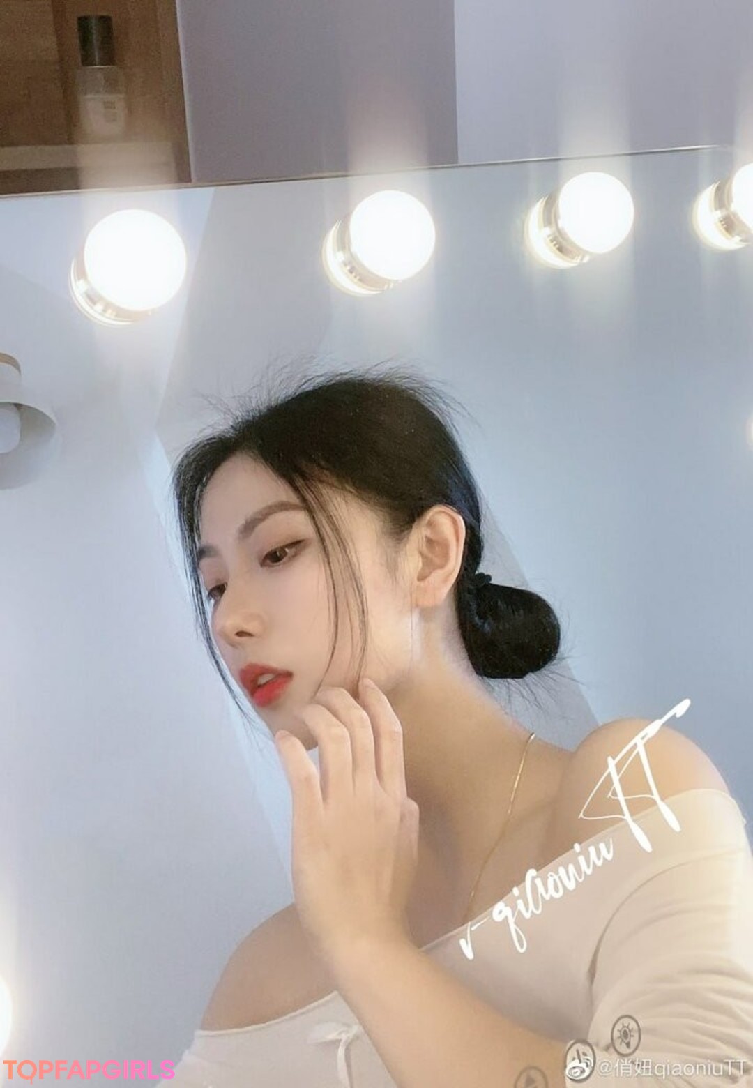Foto desnuda filtrada de OnlyFans de Qiaoniutt #1443