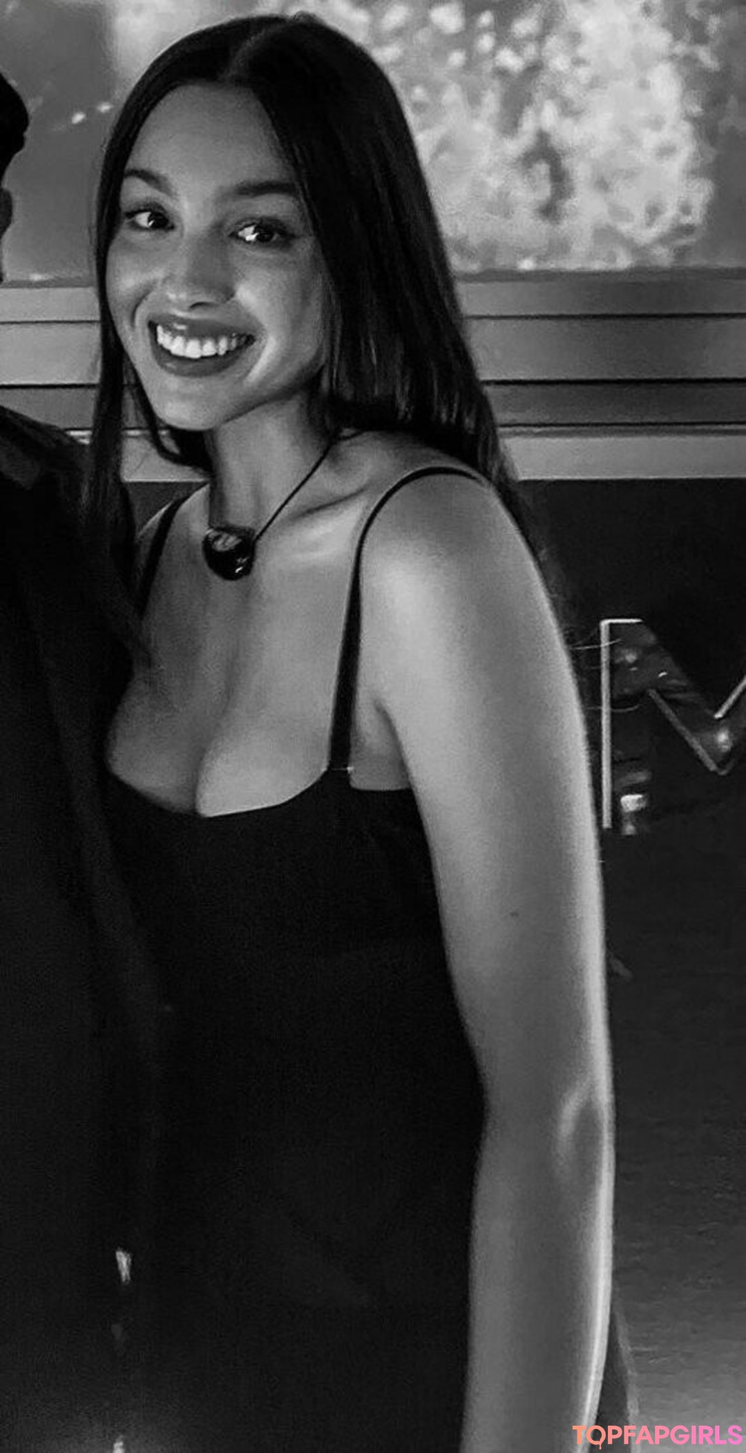 Foto desnuda filtrada de OnlyFans de Olivia Rodrigo #1085