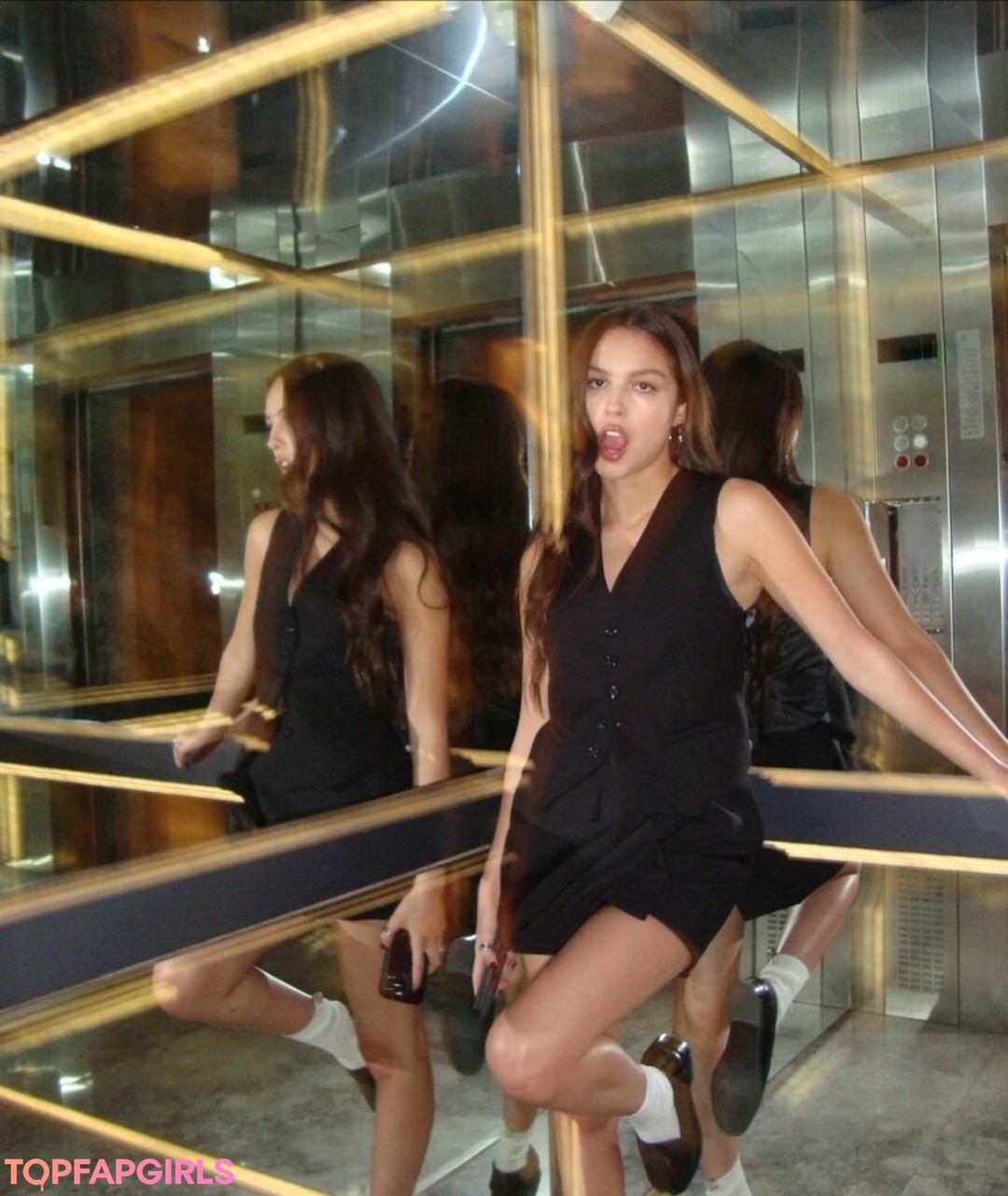 Foto desnuda filtrada de OnlyFans de Olivia Rodrigo #1337