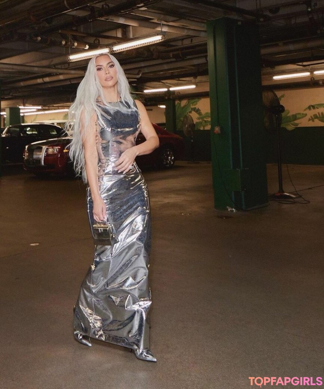 Foto desnuda filtrada de OnlyFans de Kim Kardashian #1151