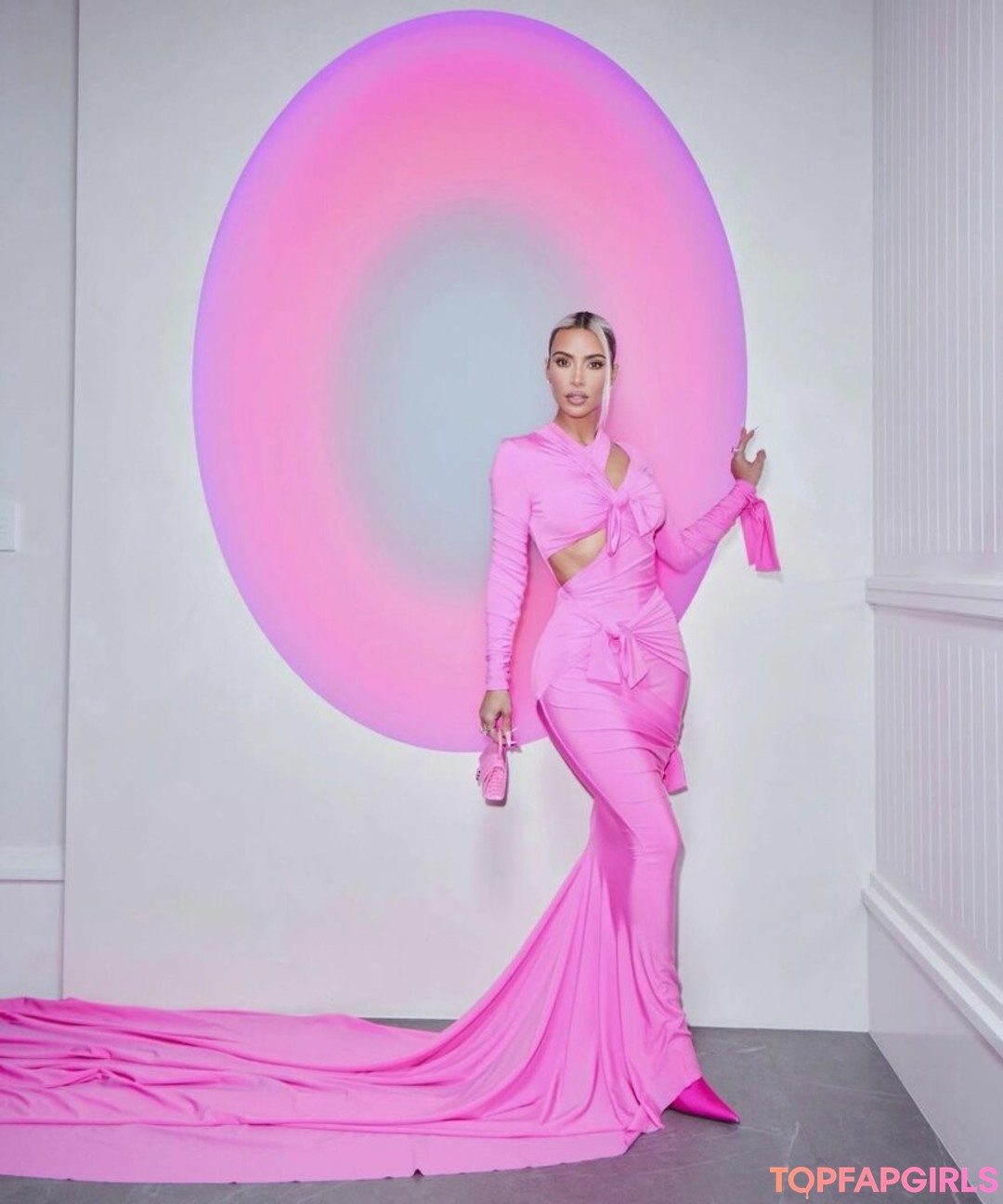 Foto desnuda filtrada de OnlyFans de Kim Kardashian #1163