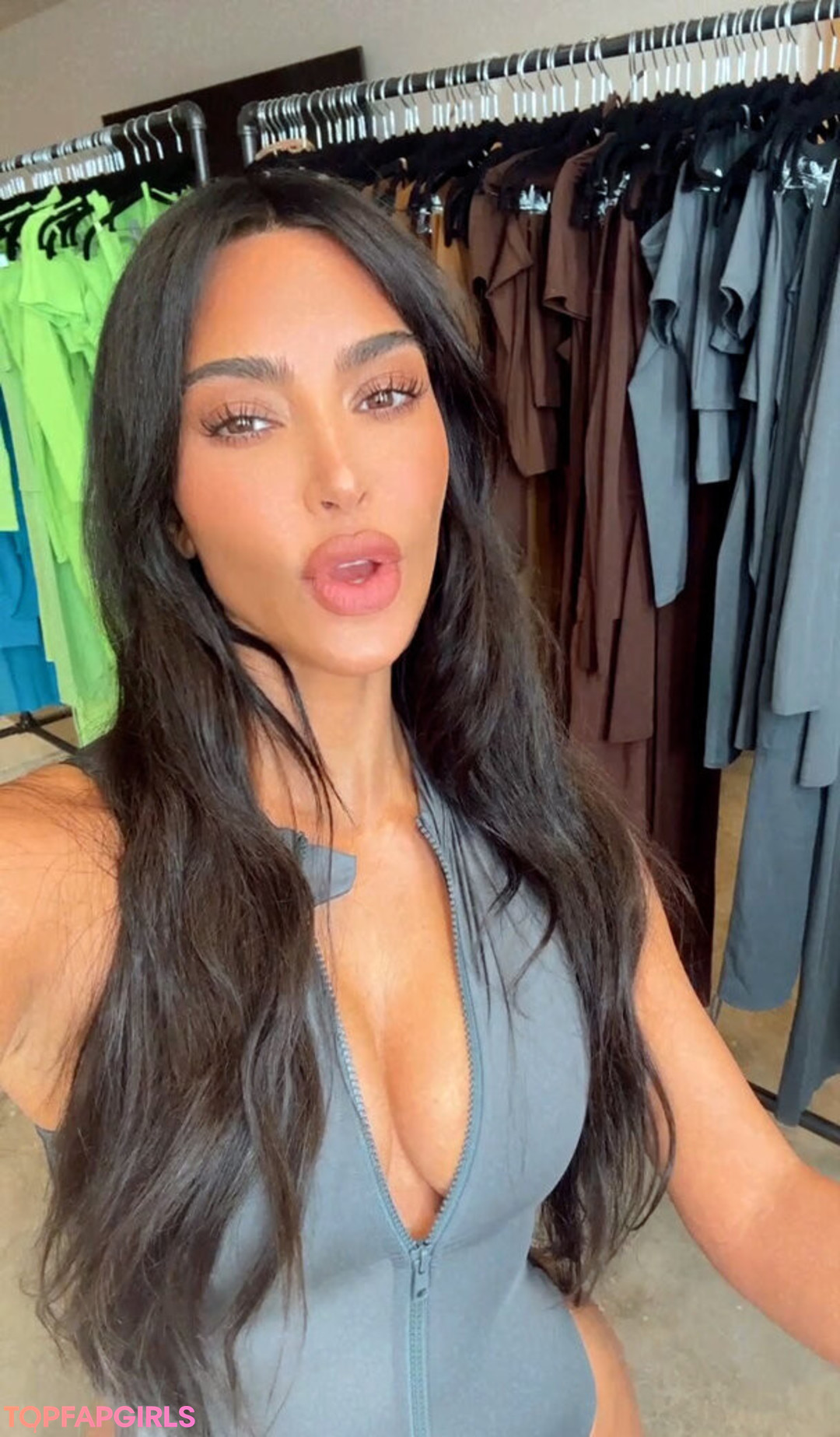 Foto desnuda filtrada de OnlyFans de Kim Kardashian #1379