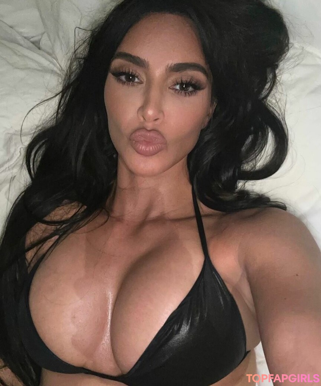 Foto desnuda filtrada de OnlyFans de Kim Kardashian #1433