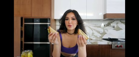 Sssniperwolf Foto desnuda filtrada de OnlyFans de Sssniperwolf #214
