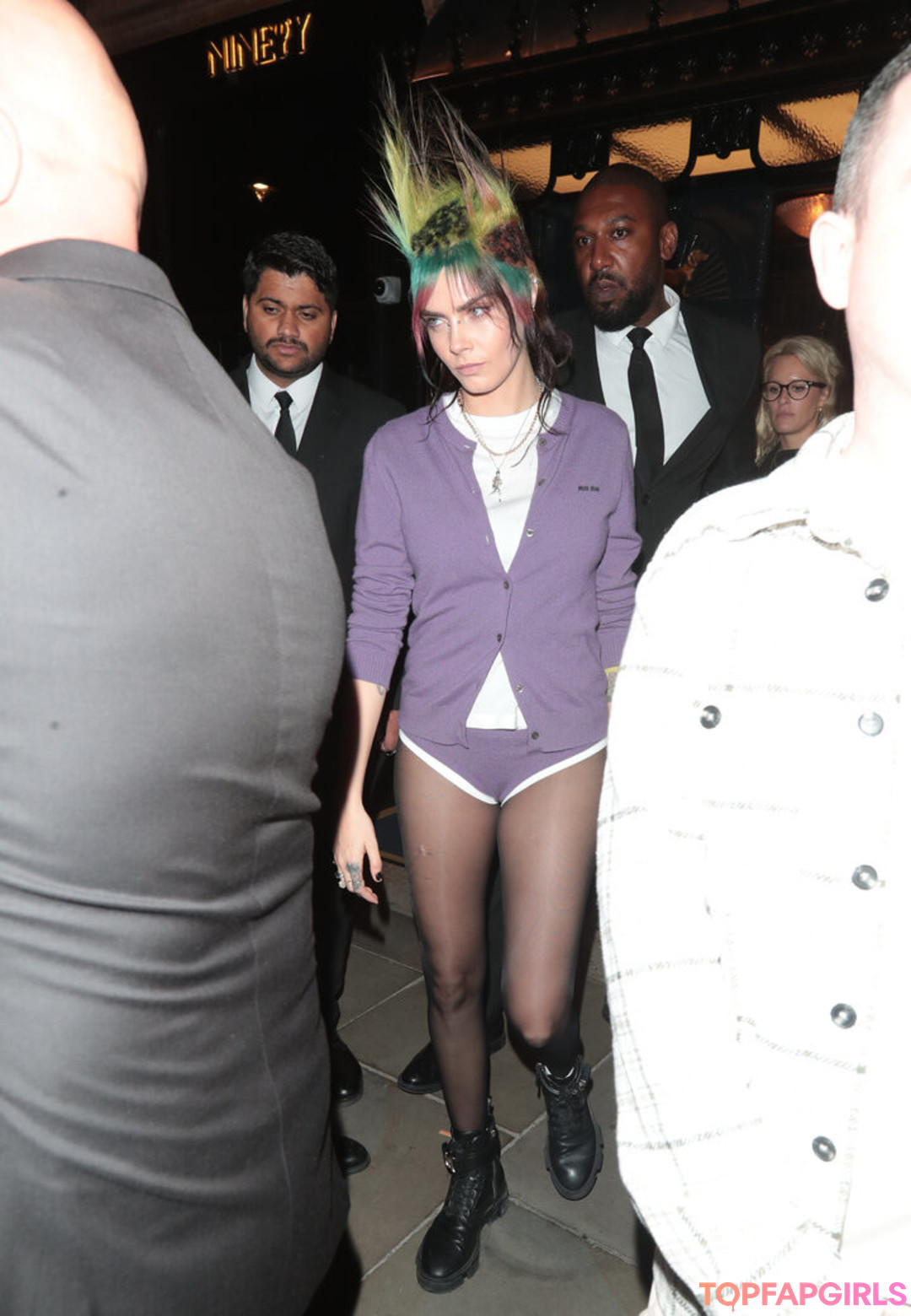 Foto desnuda filtrada de OnlyFans de Cara Delevingne #1191