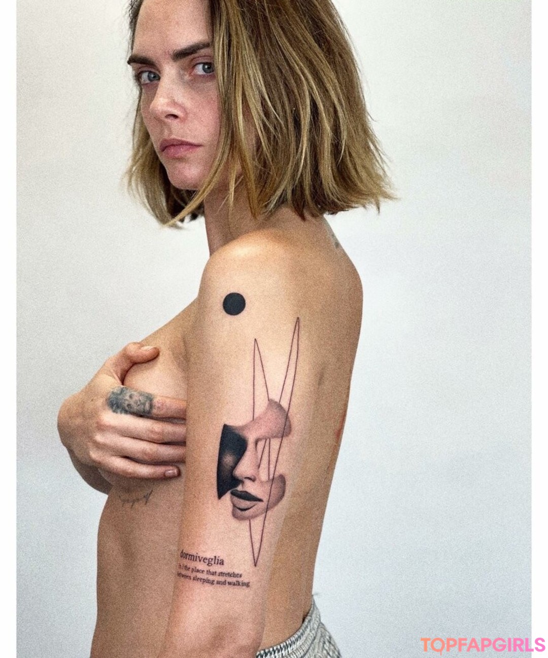 Foto desnuda filtrada de OnlyFans de Cara Delevingne #1232