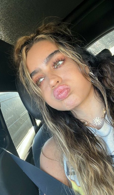 Sommer Ray