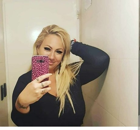 Foto desnuda filtrada de OnlyFans de Blondemaria