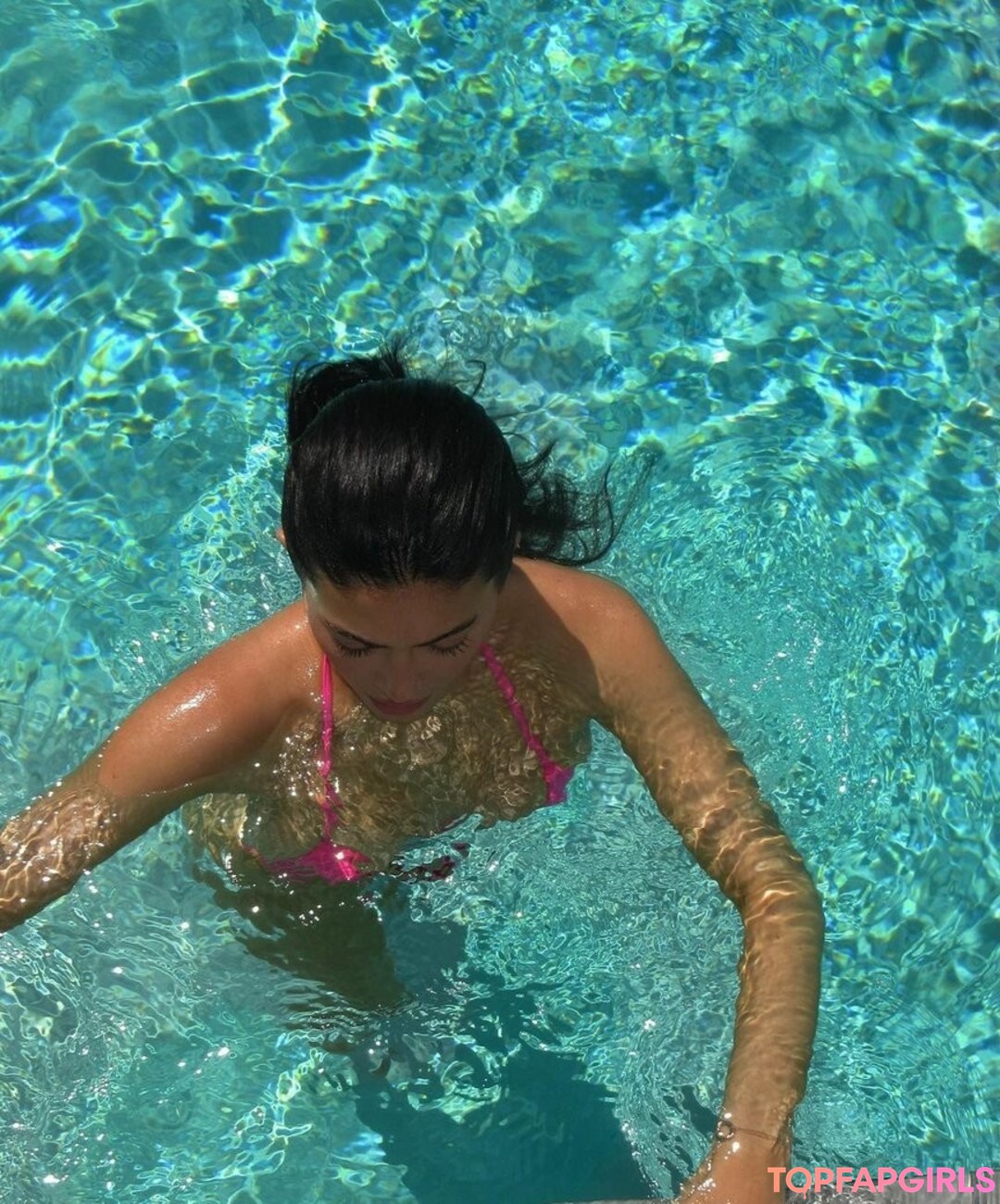 Foto desnuda filtrada de OnlyFans de Kylie Jenner #1025