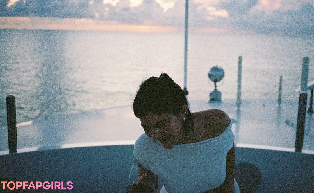 Foto desnuda filtrada de OnlyFans de Kylie Jenner #1344