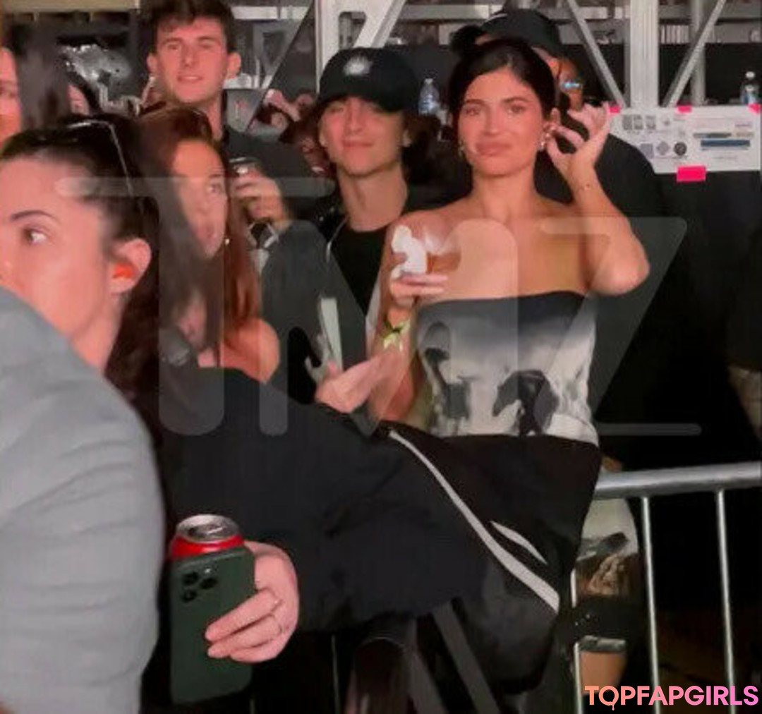 Foto desnuda filtrada de OnlyFans de Kylie Jenner #1364