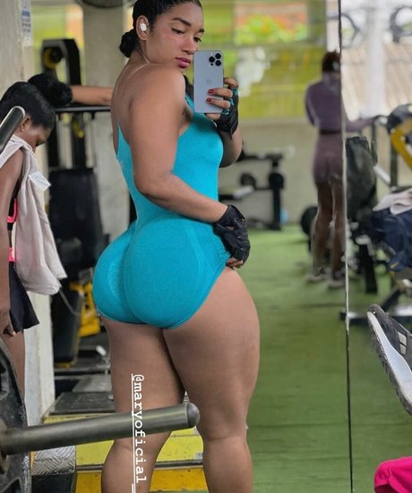 Maryoficial_fit