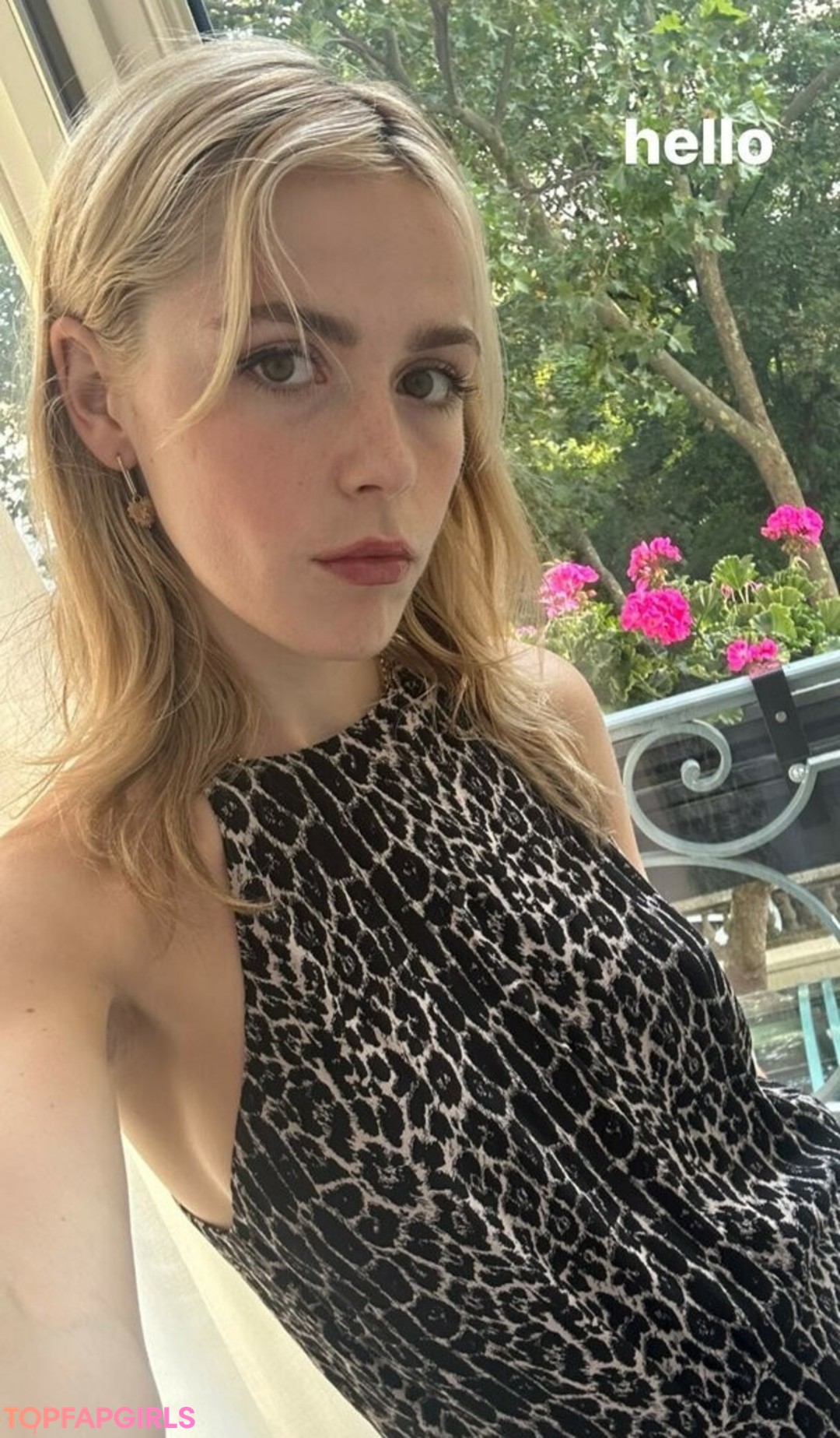 Foto desnuda filtrada de OnlyFans de Kiernan Shipka #1405