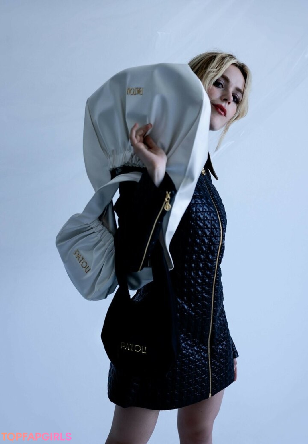 Foto desnuda filtrada de OnlyFans de Kiernan Shipka #1488