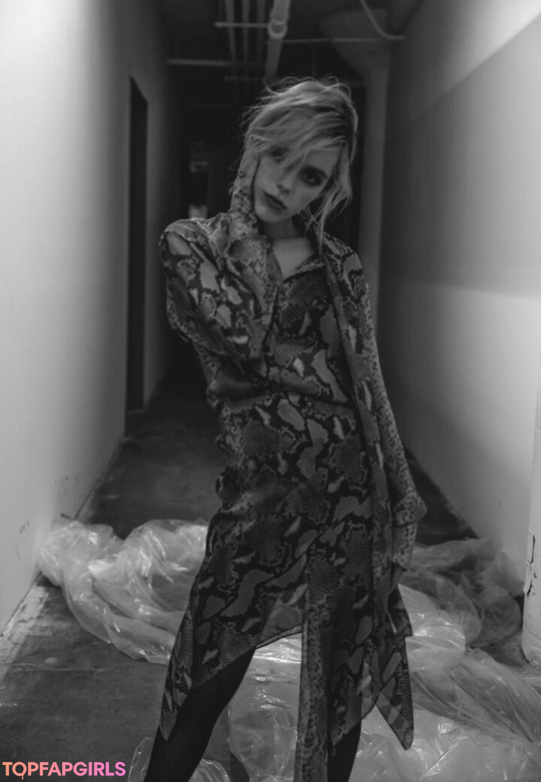 Foto desnuda filtrada de OnlyFans de Kiernan Shipka #1497