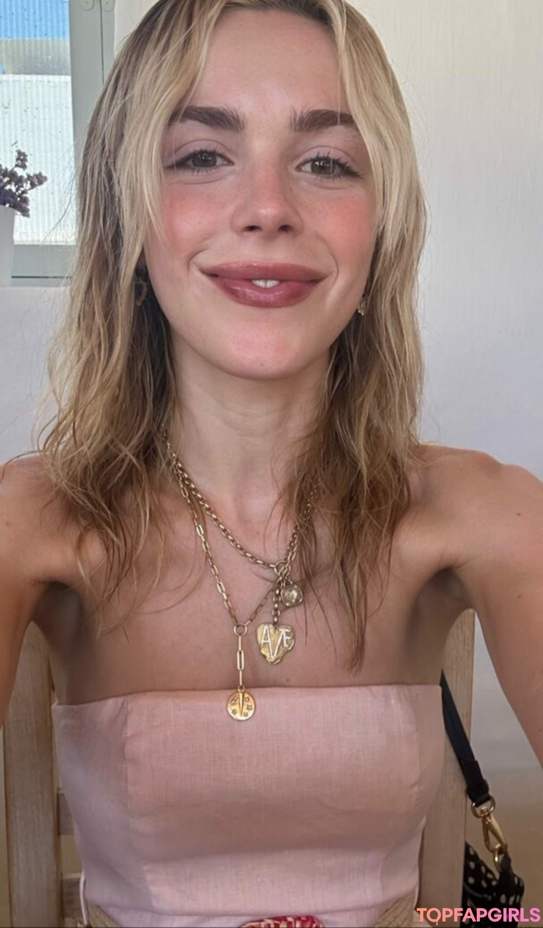 Foto desnuda filtrada de OnlyFans de Kiernan Shipka #1510
