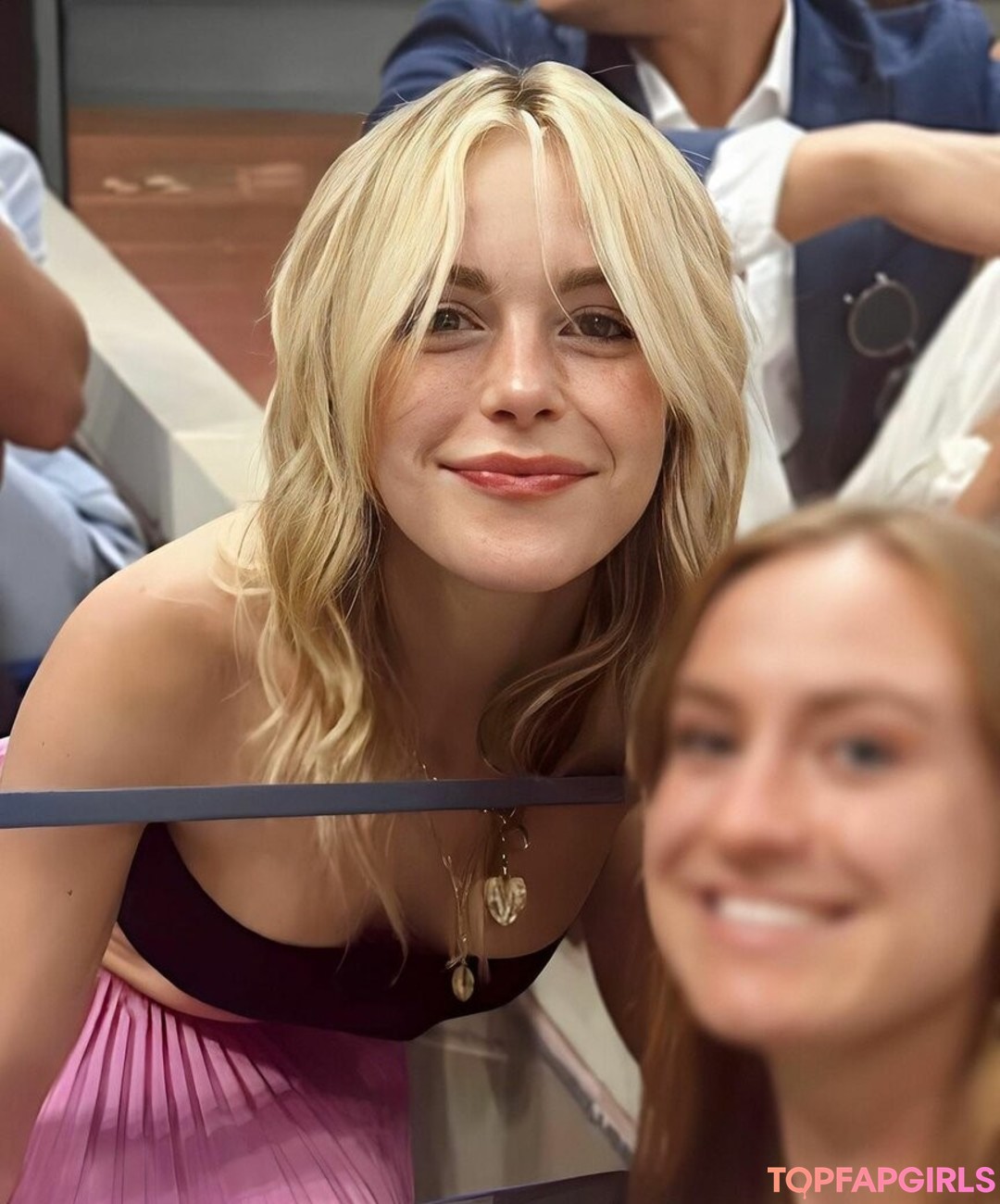 Foto desnuda filtrada de OnlyFans de Kiernan Shipka #1618