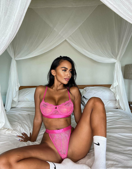 Sexy_petite_asian_girl