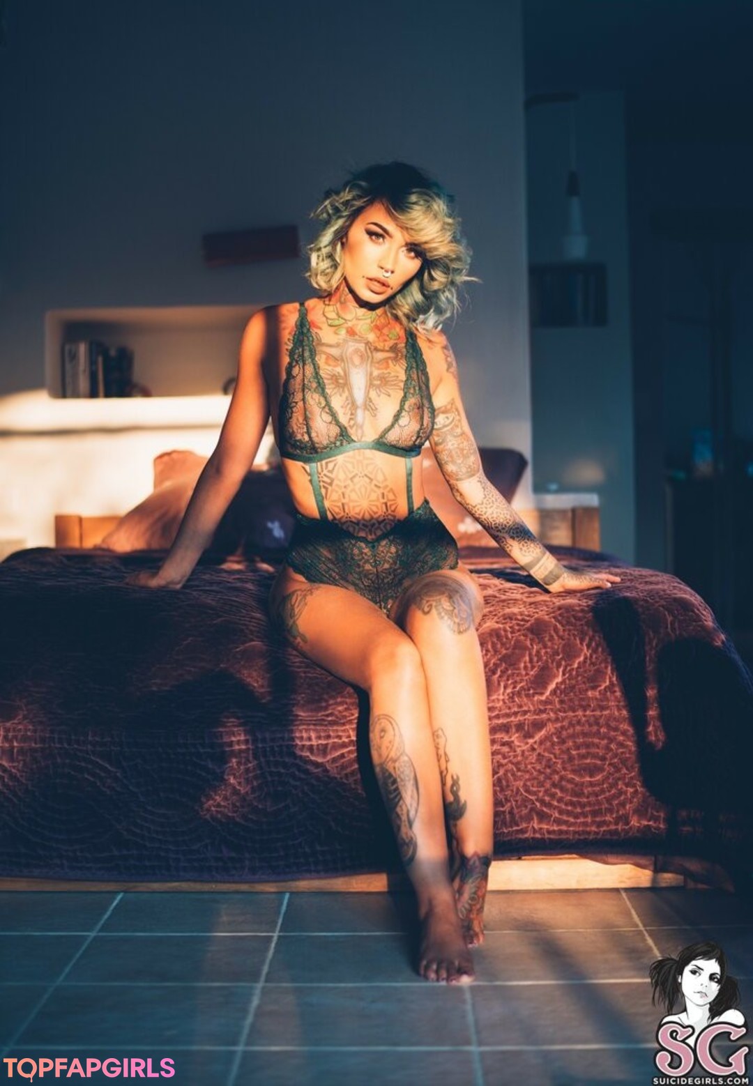 Foto desnuda filtrada de OnlyFans de Fishball Suicide #1491