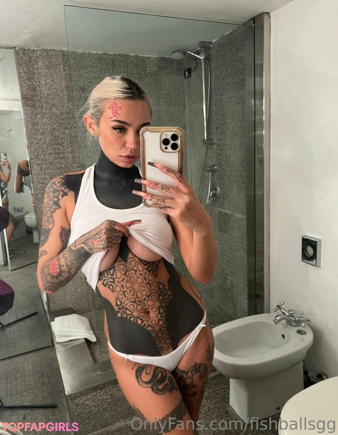 Foto desnuda filtrada de OnlyFans de Fishball Suicide #1924