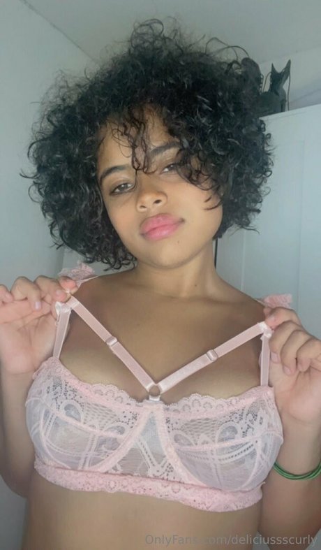 Deliciussscurly