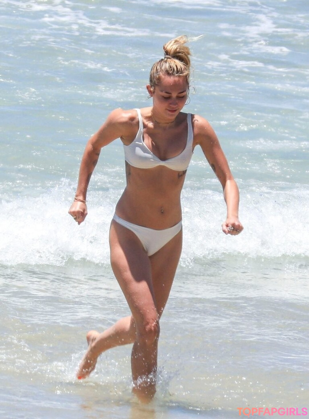 Foto desnuda filtrada de OnlyFans de Miley Cyrus #1583