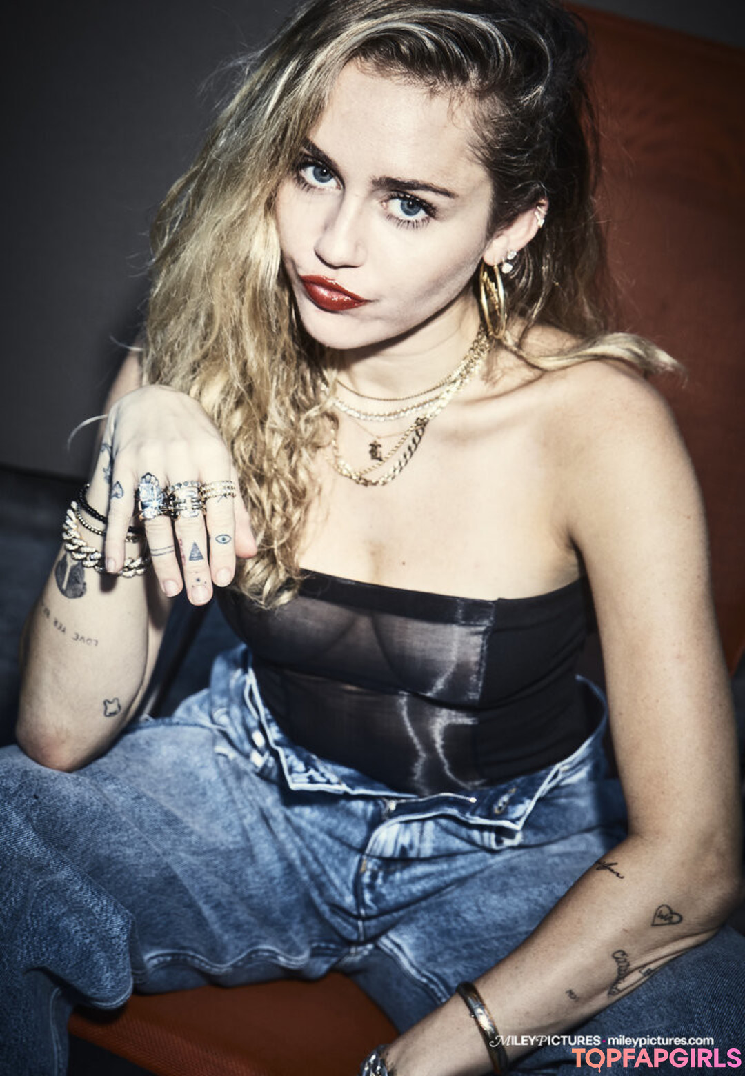 Foto desnuda filtrada de OnlyFans de Miley Cyrus #1686