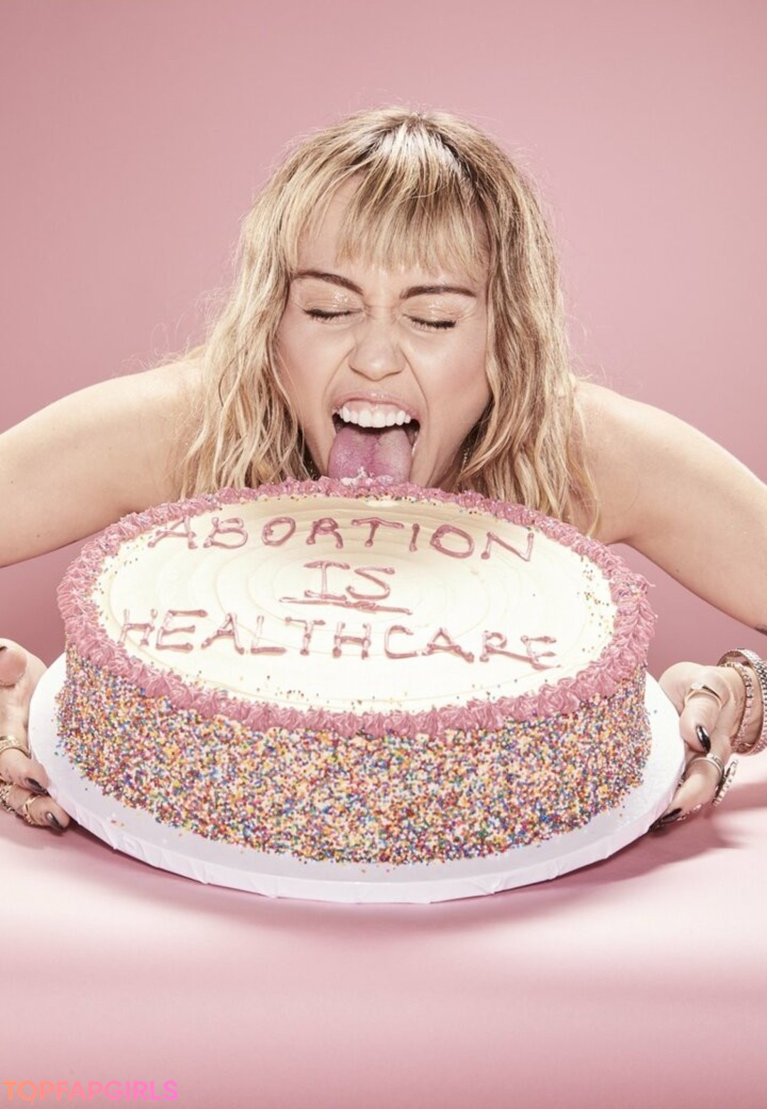 Foto desnuda filtrada de OnlyFans de Miley Cyrus #1757