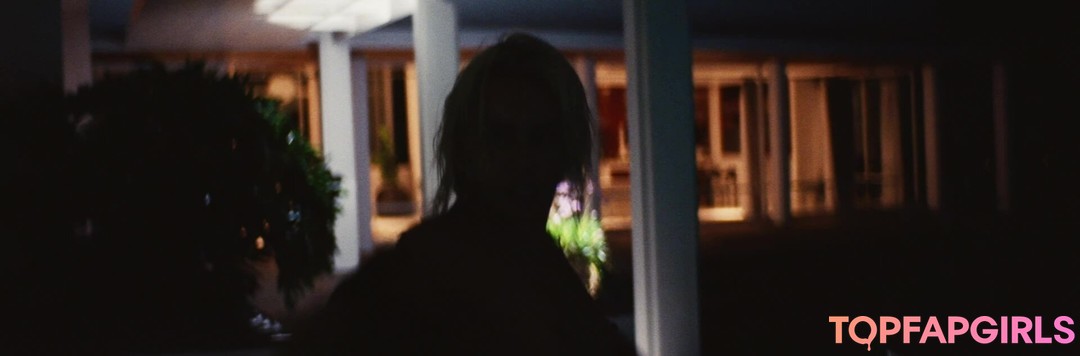 Foto desnuda filtrada de OnlyFans de Miley Cyrus #1923