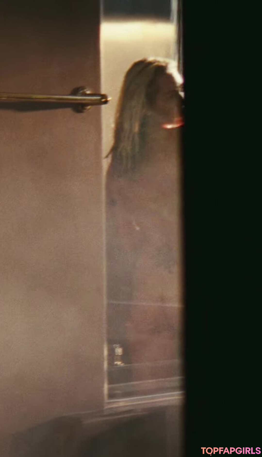 Foto desnuda filtrada de OnlyFans de Miley Cyrus #1935